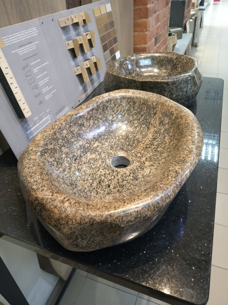 Изготовление раковин из природного камня.