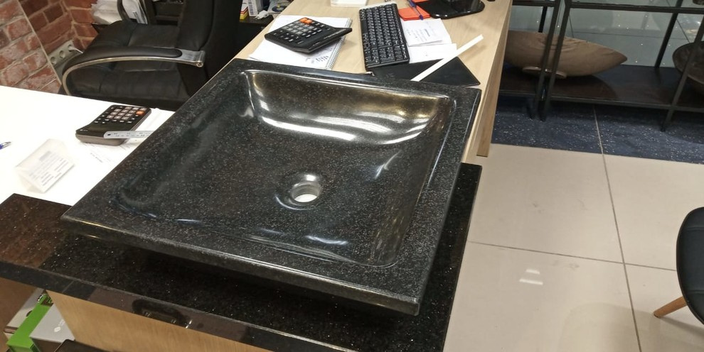 Изготовление раковин из природного камня.