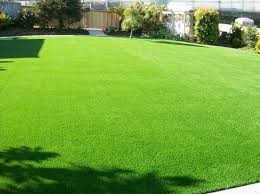 укладка рулонного газона