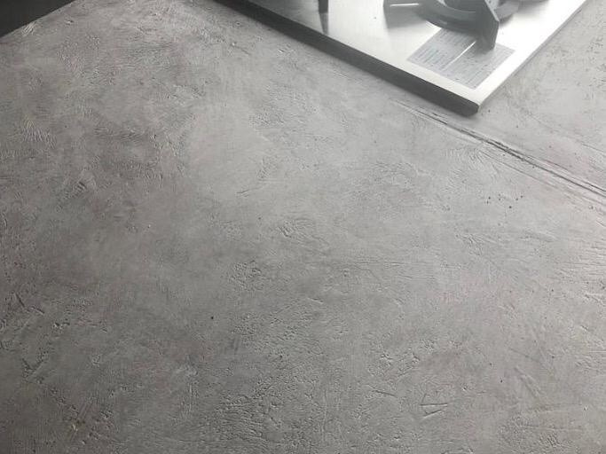 Обложка проекта: Декорирование кухонной мебели микроцементом в стиле лофт