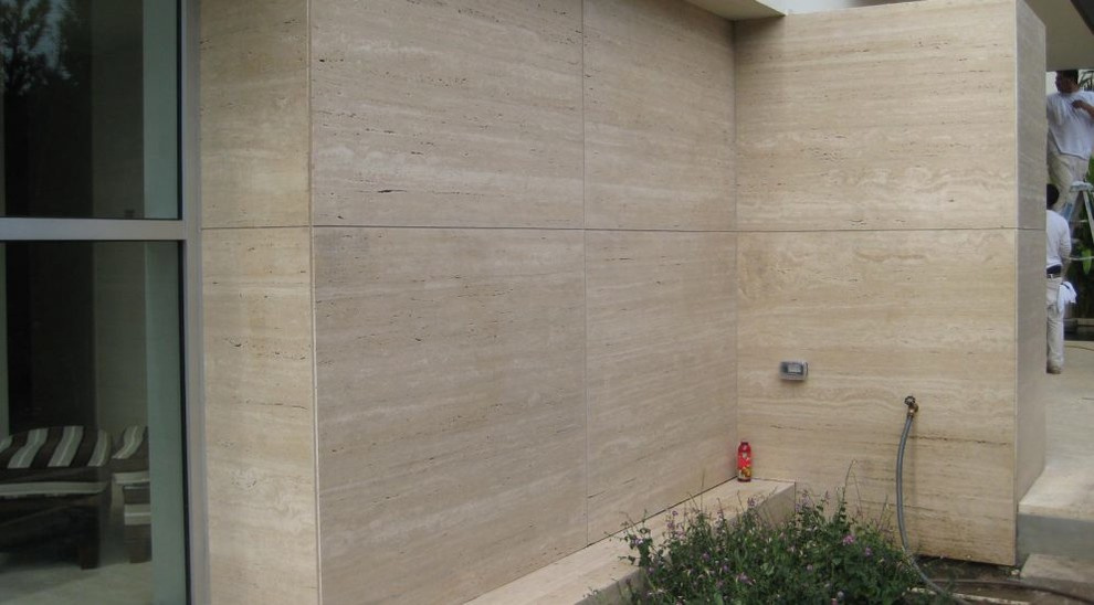 облицовка фасадов травертином из Ирана