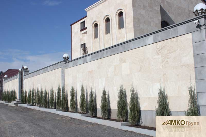 облицовка фасадов травертином из Ирана