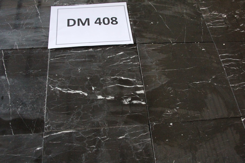 мрамор для пола, стен внутренней отделки