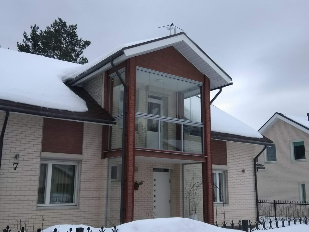 Остекление конструкциями LUMON балкона в частном доме