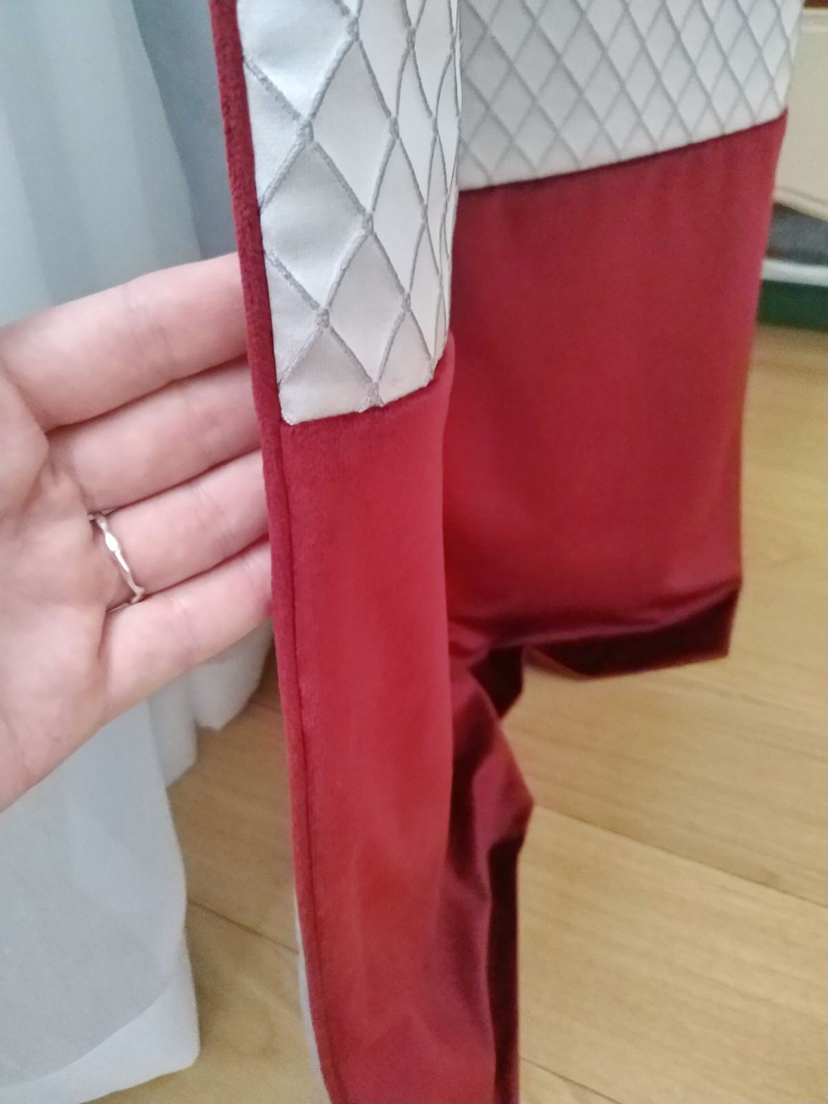 Вопрос: Сколько стоят хорошие шторы