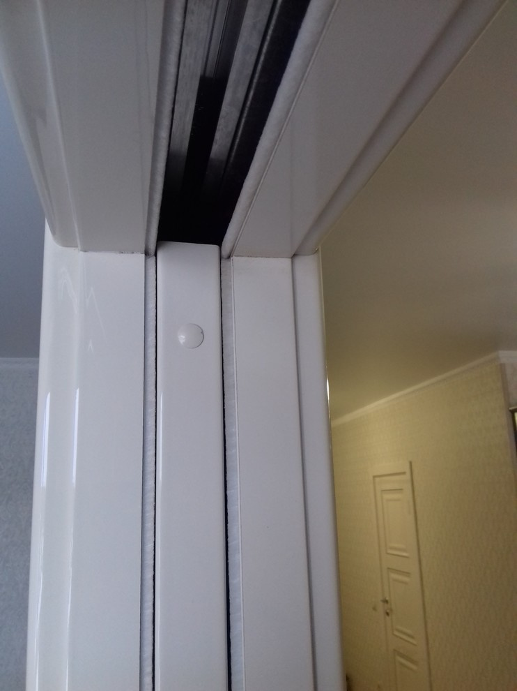 Обложка проекта: Пенал (кассета) для раздвижной двери.