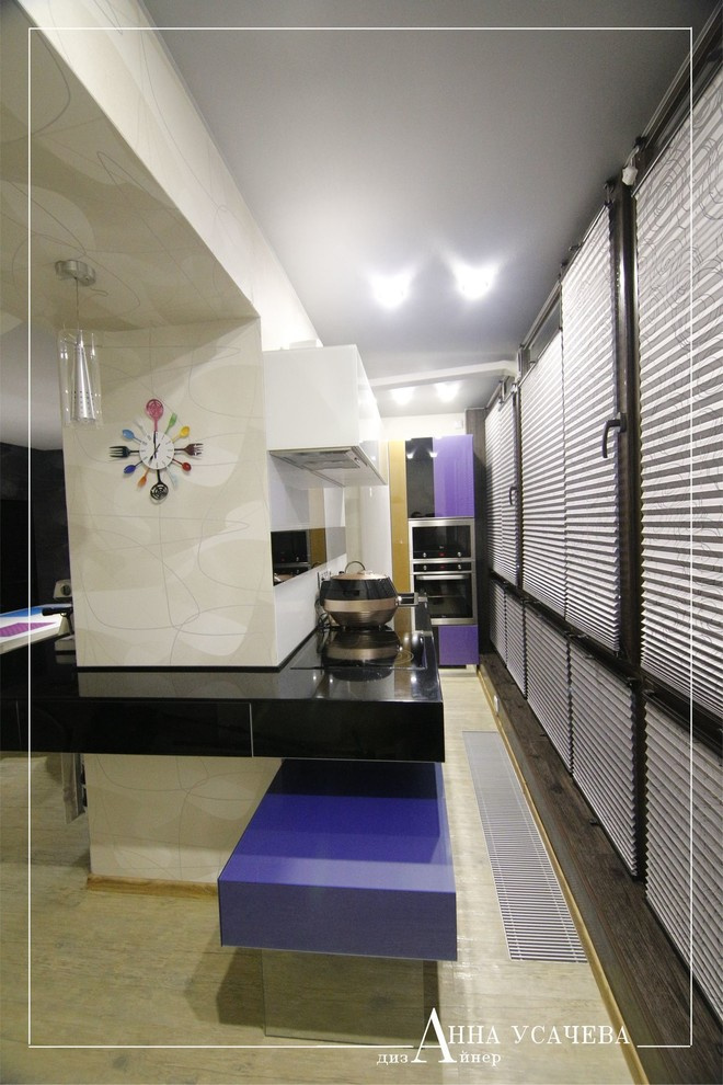 Вместо балкона кухня