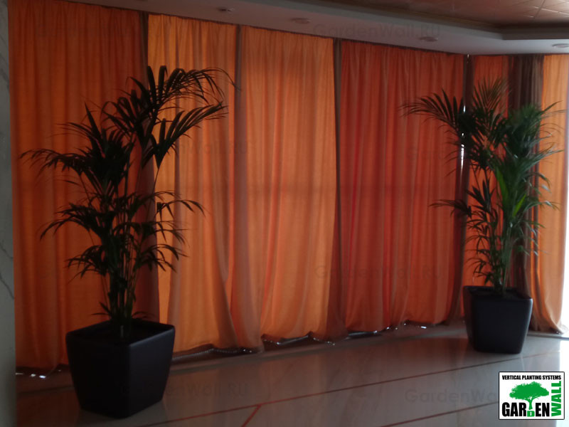 Озеленение интерьера с кашпо Lechuza