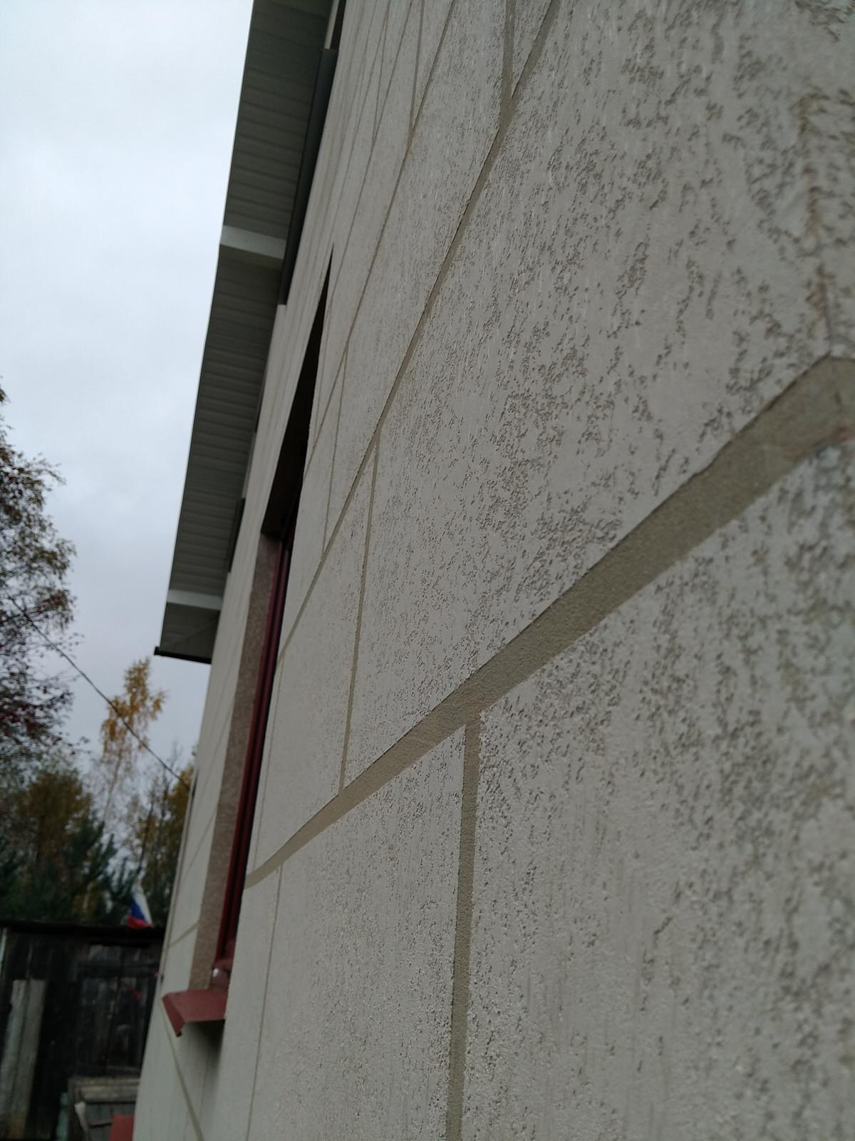 Изготовление фасада из декоративной штукатурки в Кириши