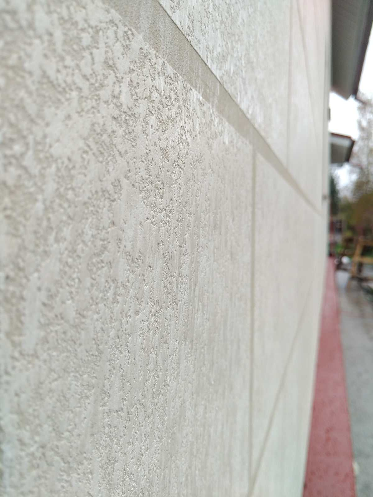 Изготовление фасада из декоративной штукатурки в Кириши