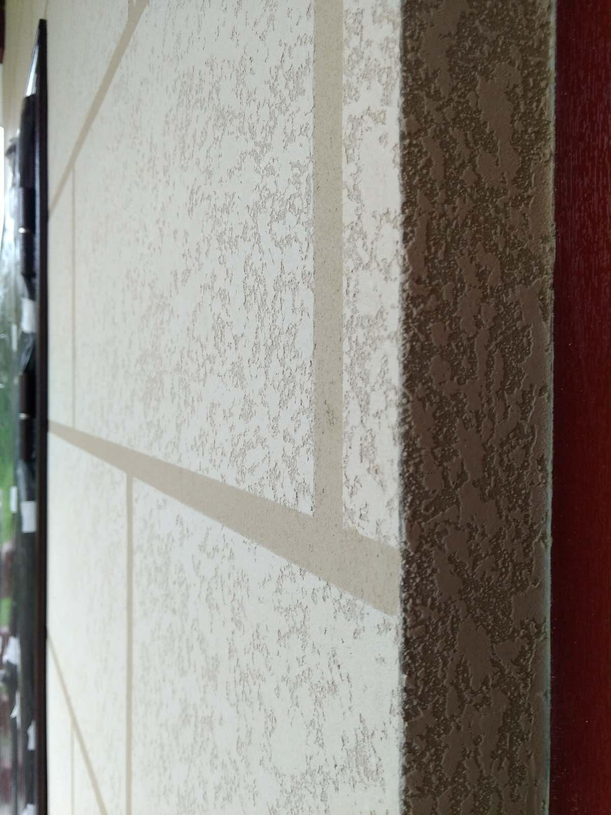 Изготовление фасада из декоративной штукатурки в Кириши