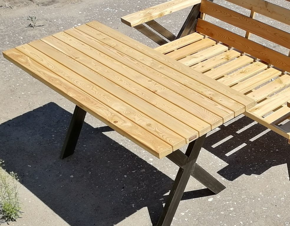 Садовая мебель из массива