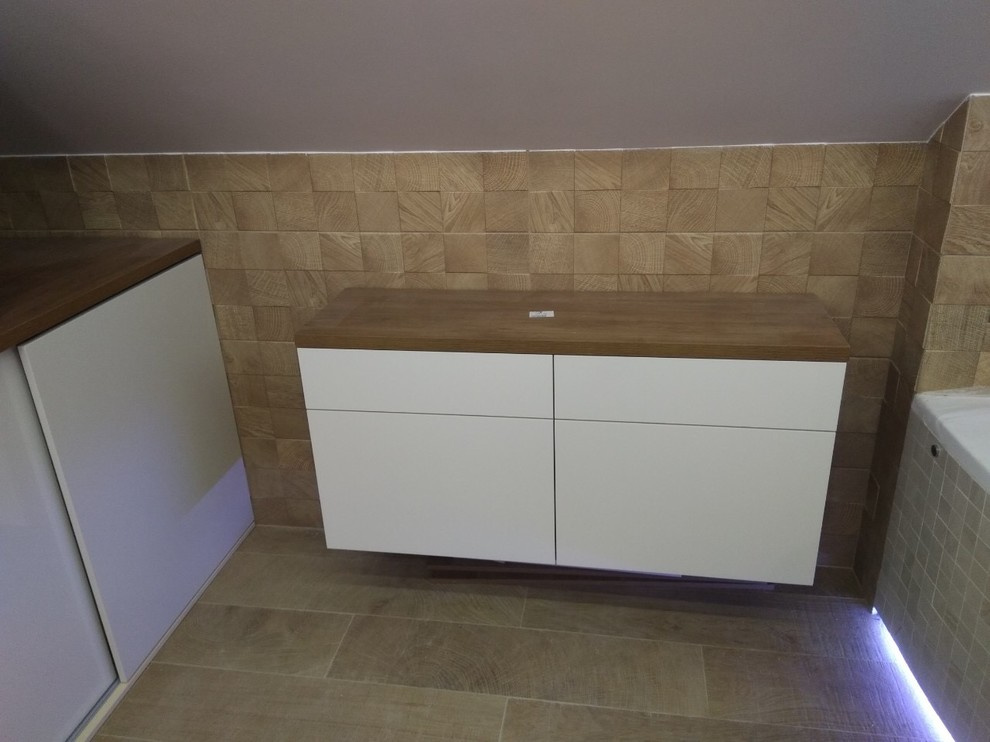 Тумба в ванную комнату