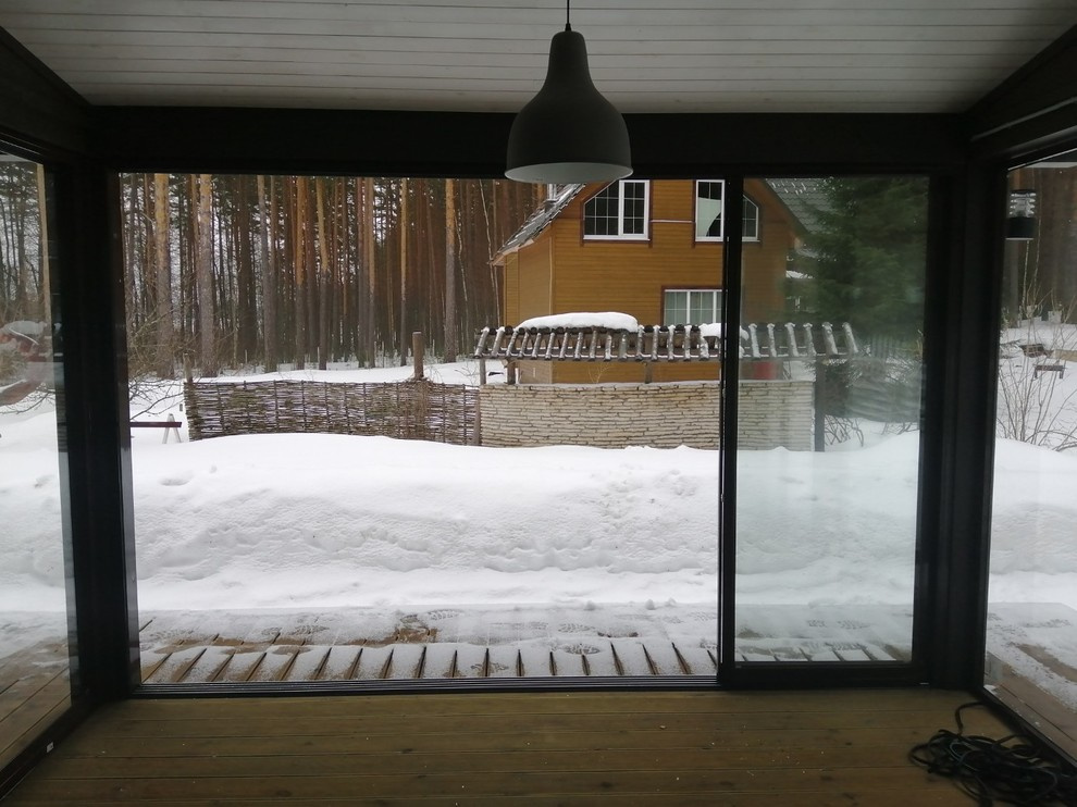 Панорамное остекление террасы - слайдерная система (Лосево)