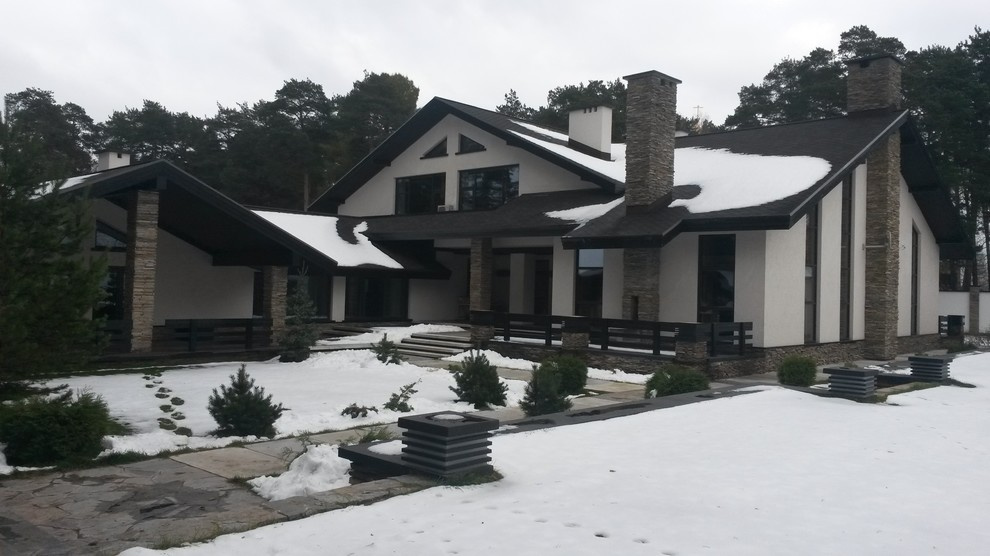 Большой дом с бассейном в стиле ШАЛЕ