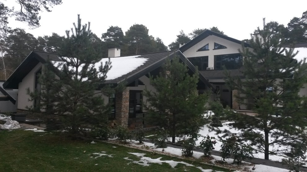 Большой дом с бассейном в стиле ШАЛЕ