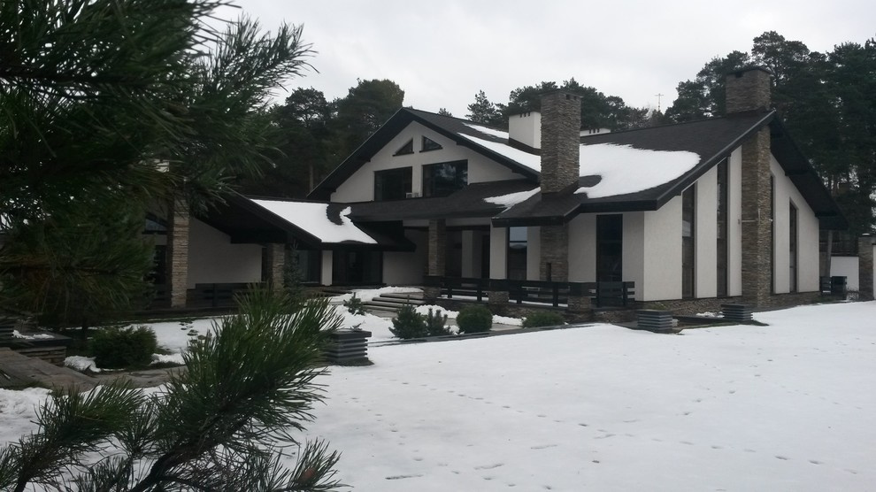 Большой дом с бассейном в стиле ШАЛЕ