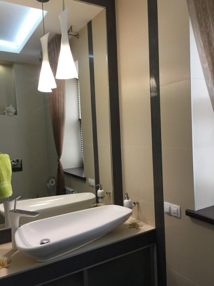 Гостевой санузел в интерьере СЕРЕБРО и ЗОЛОТО.