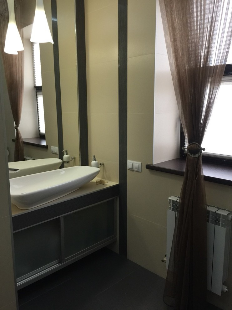 Гостевой санузел в интерьере СЕРЕБРО и ЗОЛОТО.