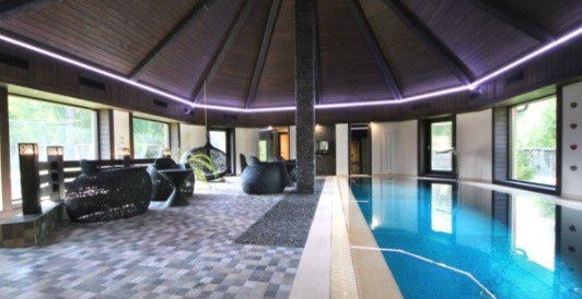 Комплекс для отдыха. Бассейн.