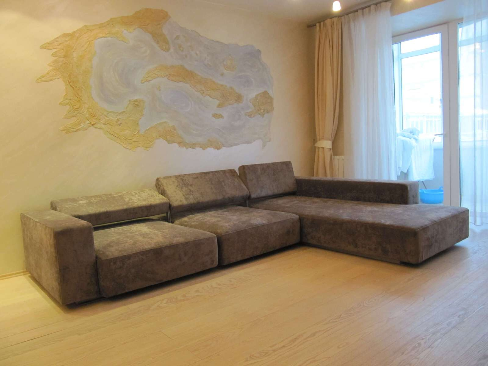 Перетяжка большого углового дивана