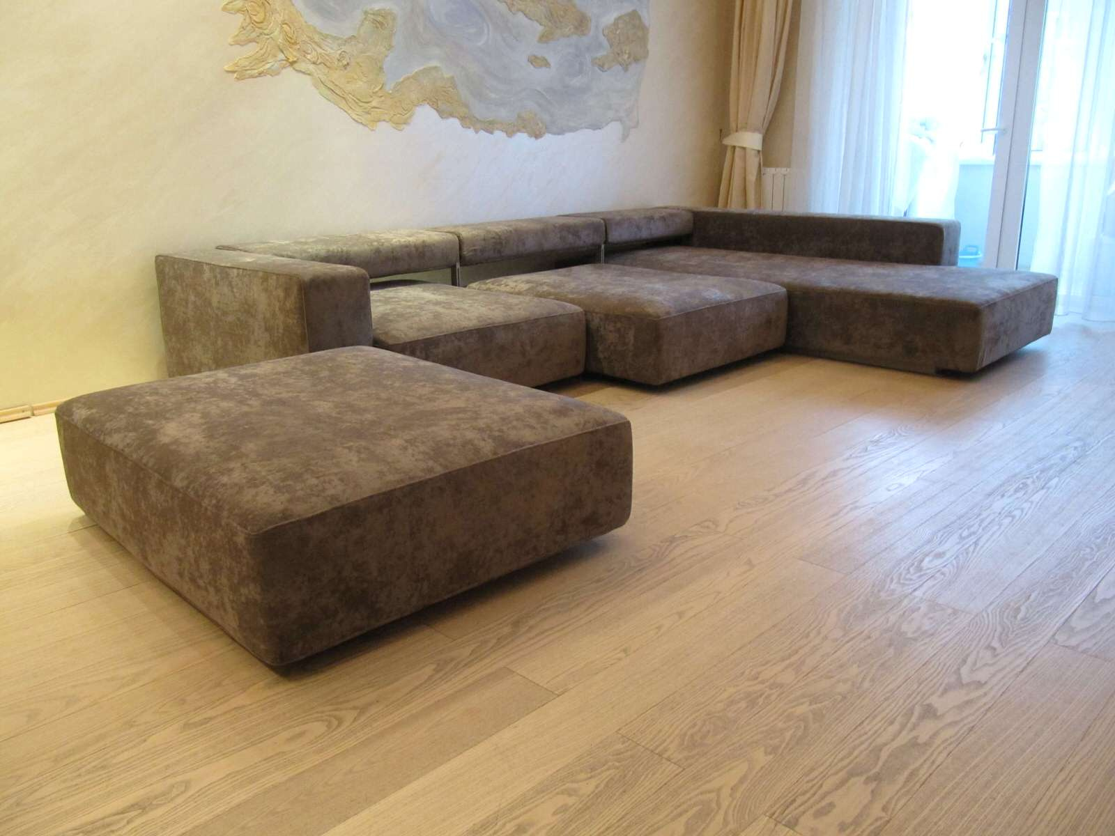 Перетяжка большого углового дивана