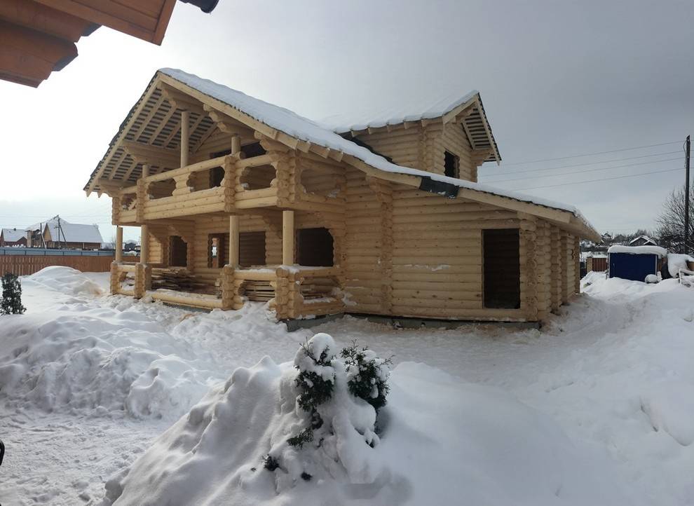 Строительство дома из бревна 300м2