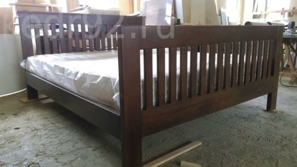 Обложка проекта: кровать дуб