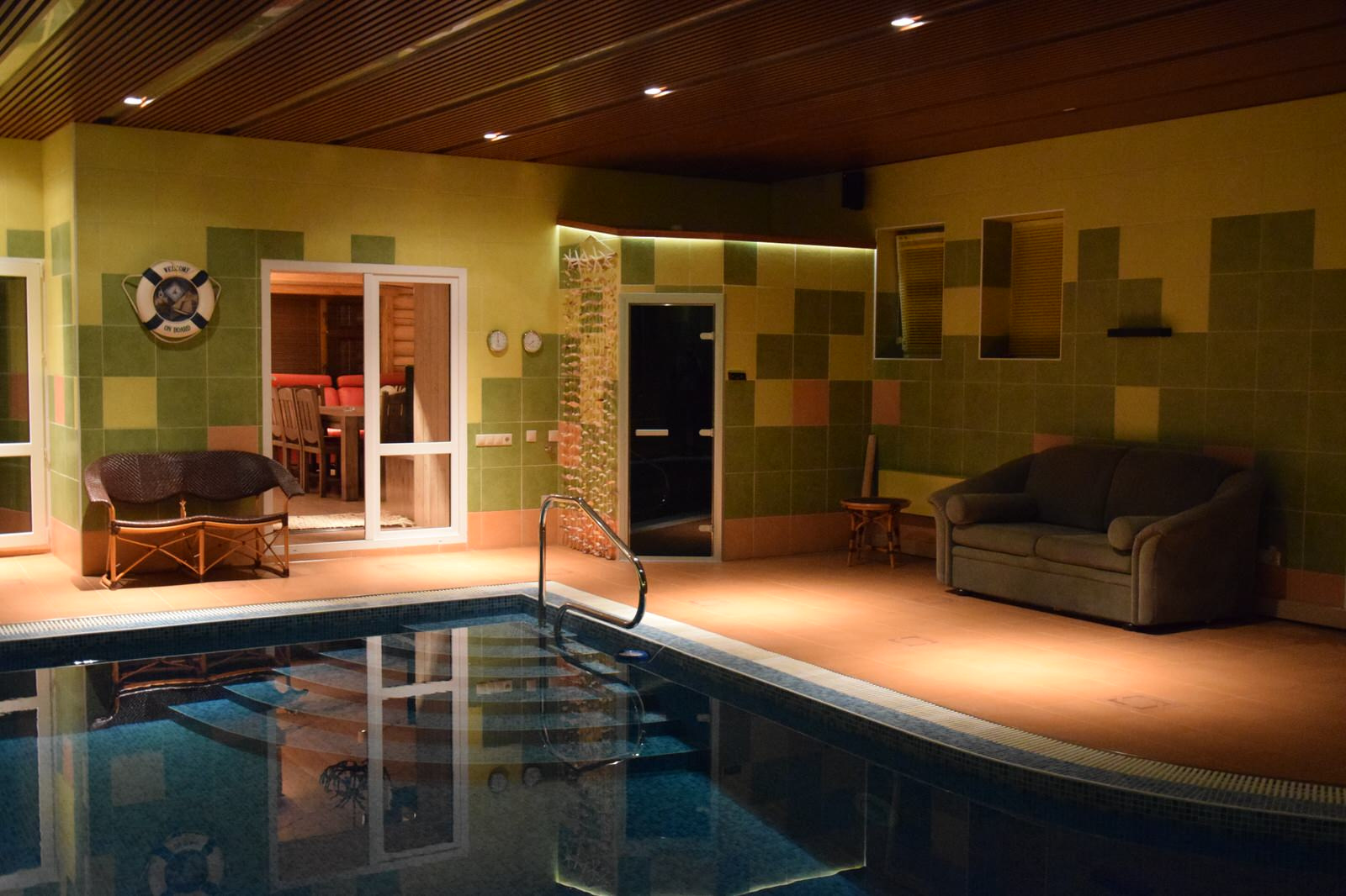 Интерьерный светодизайн частного SPA & Wellness комплекса. Освещение бассейна.