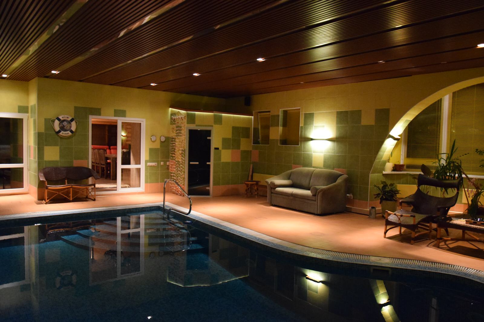 Интерьерный светодизайн частного SPA & Wellness комплекса. Освещение бассейна.