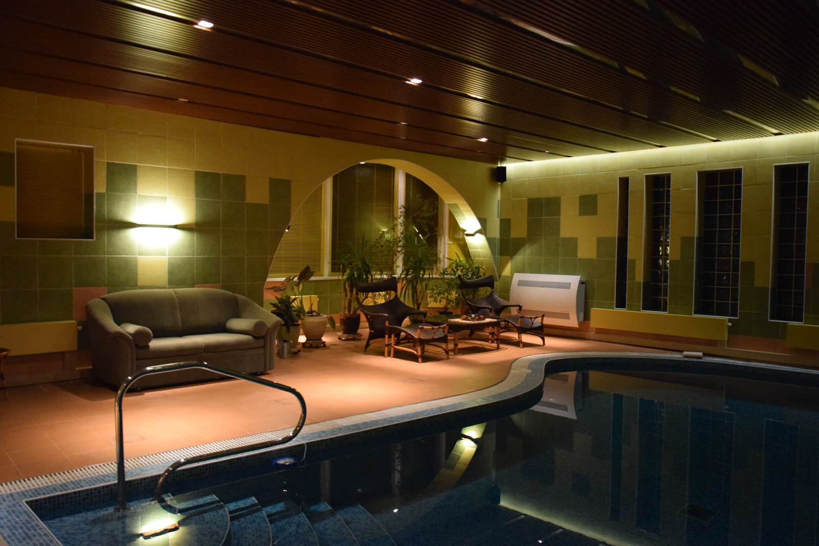 Обложка проекта: Интерьерный светодизайн частного SPA & Wellness комплекса. Освещение бассейна.