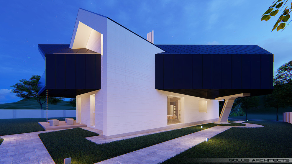 Strut house