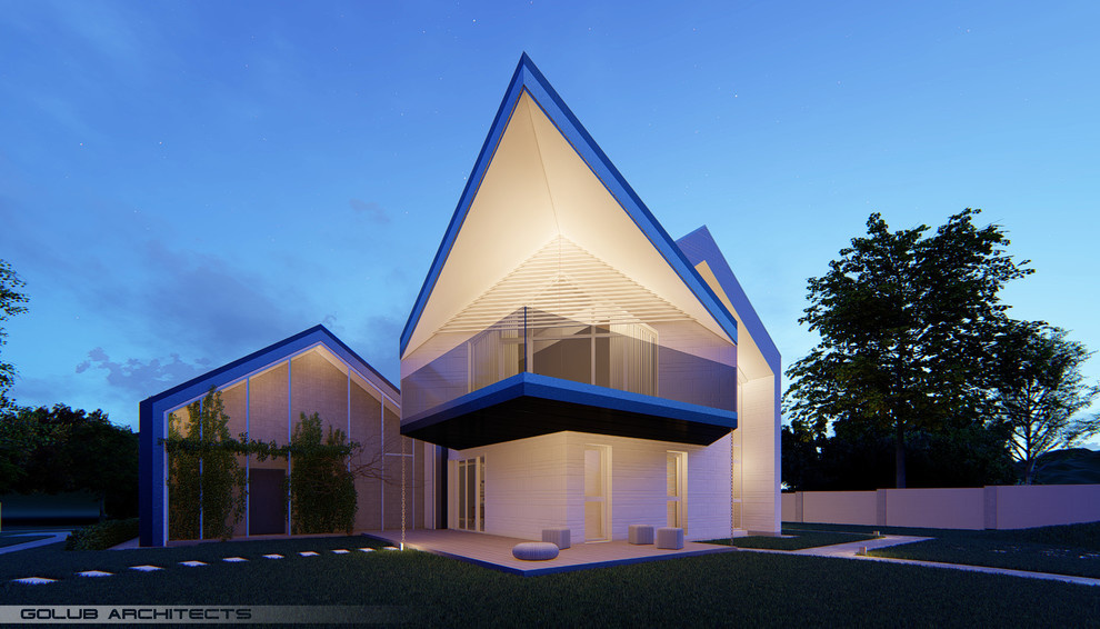 Strut house