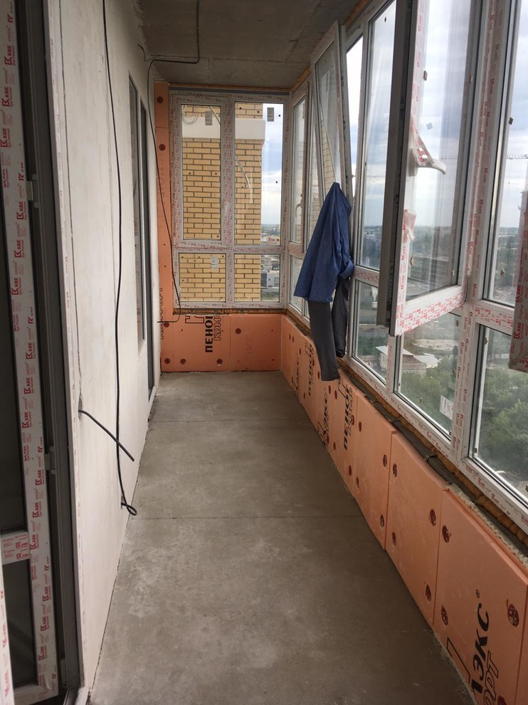 Процесс укладки плитки