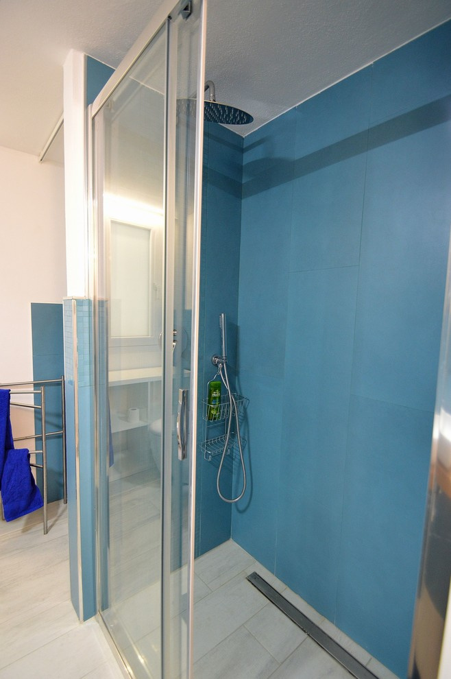 Poisson Blue