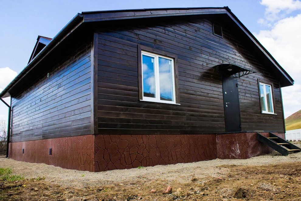 Поселок Монамур. Дома по 100 м2.