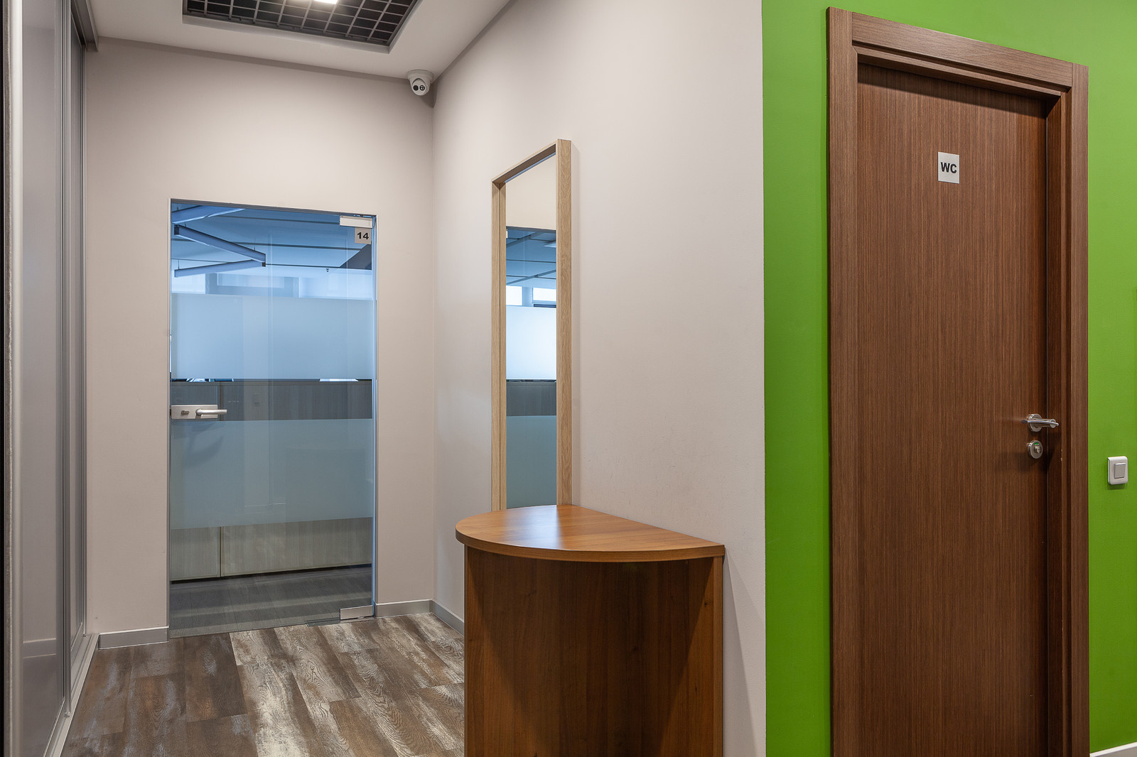 Офис 1800 квадратных метров