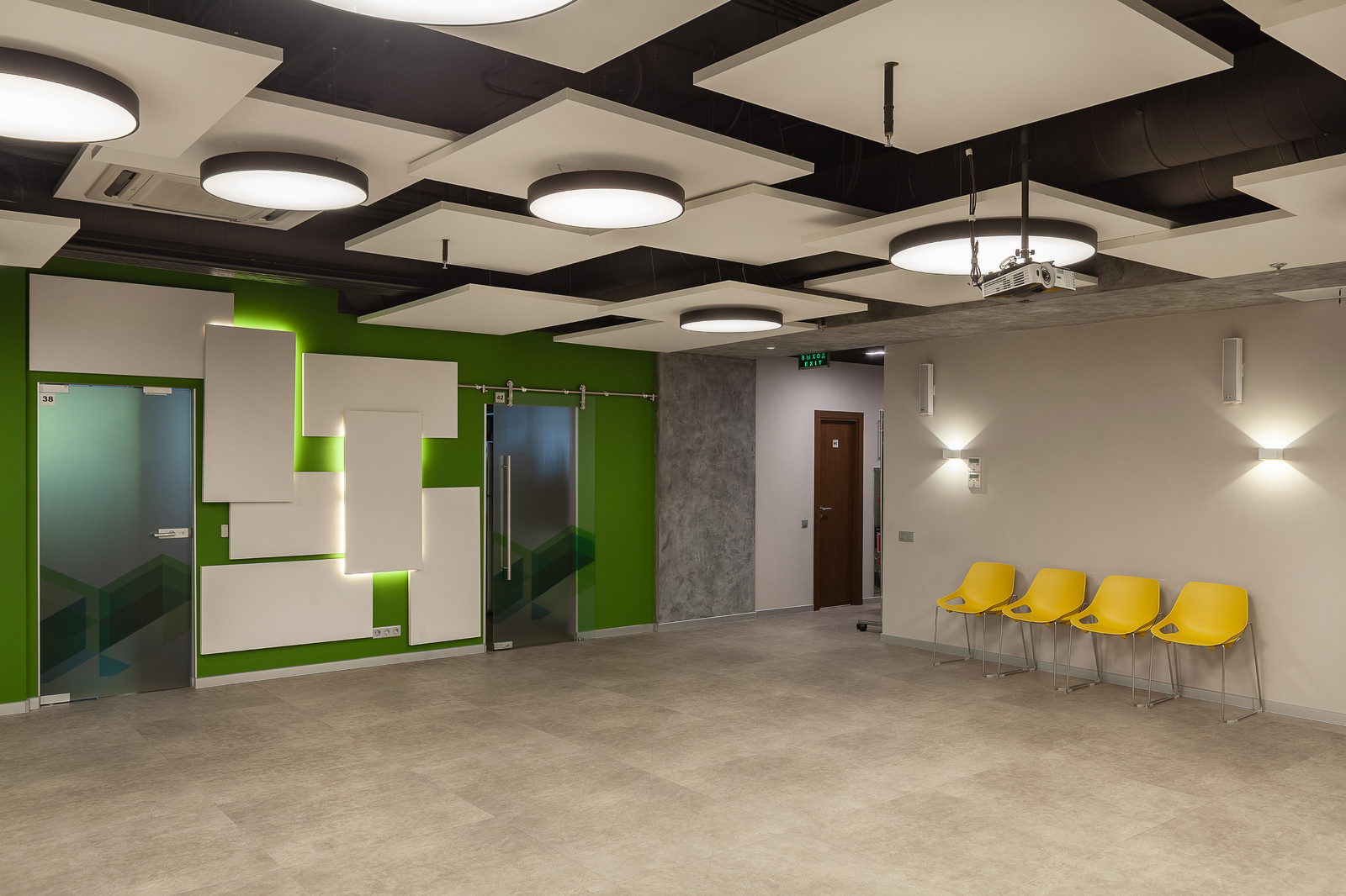 Офис 1800 квадратных метров