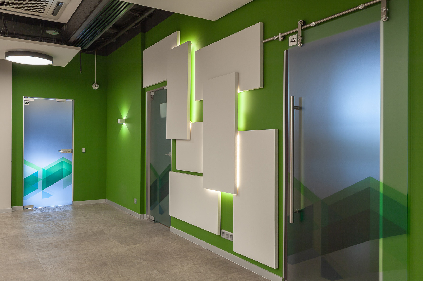 Офис 1800 квадратных метров