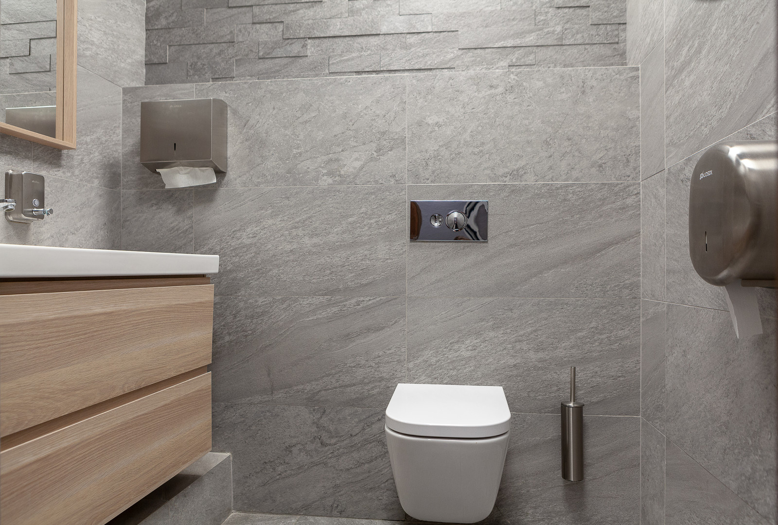 Офис 1800 квадратных метров