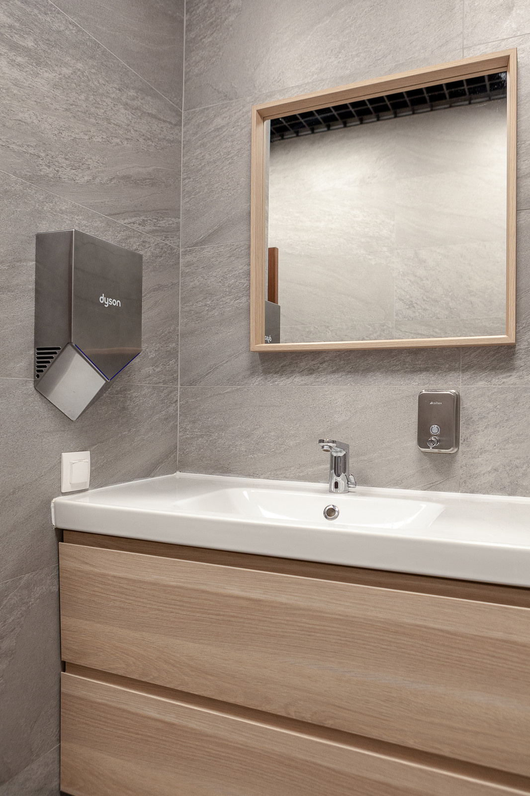 Офис 1800 квадратных метров