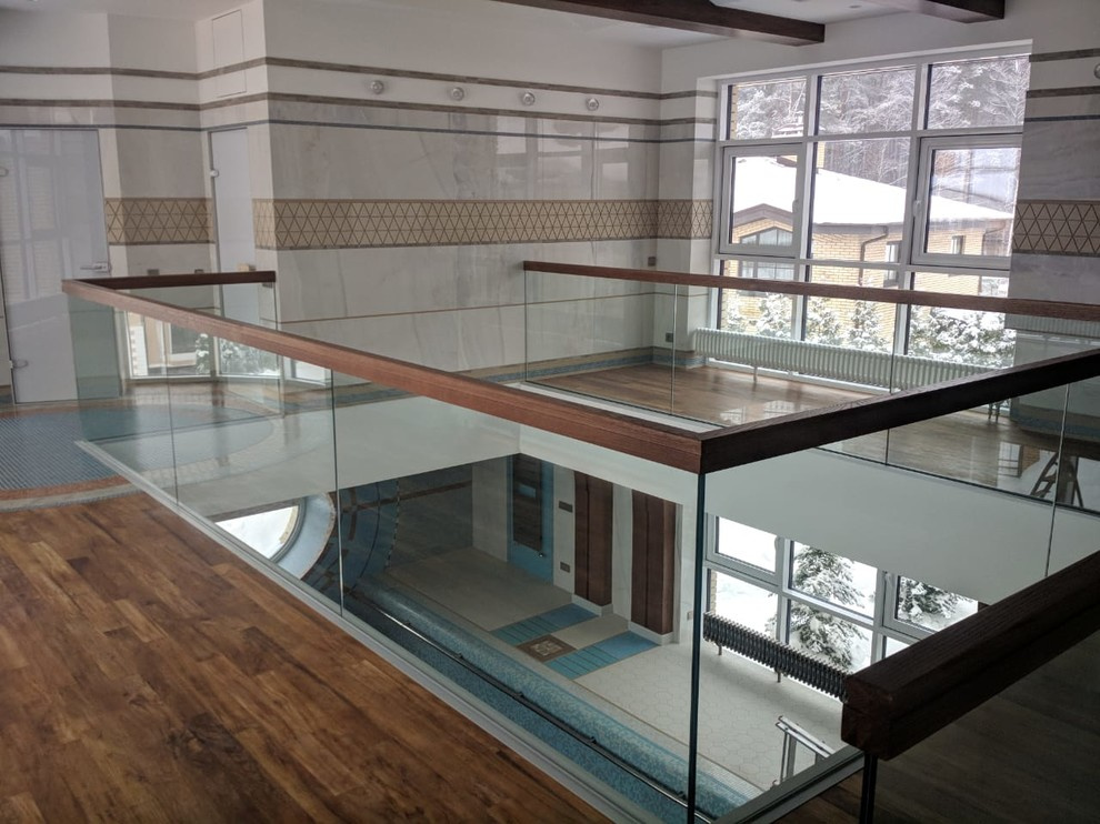 Стеклянные ограждения в частном доме