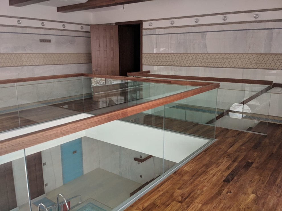 Стеклянные ограждения в частном доме