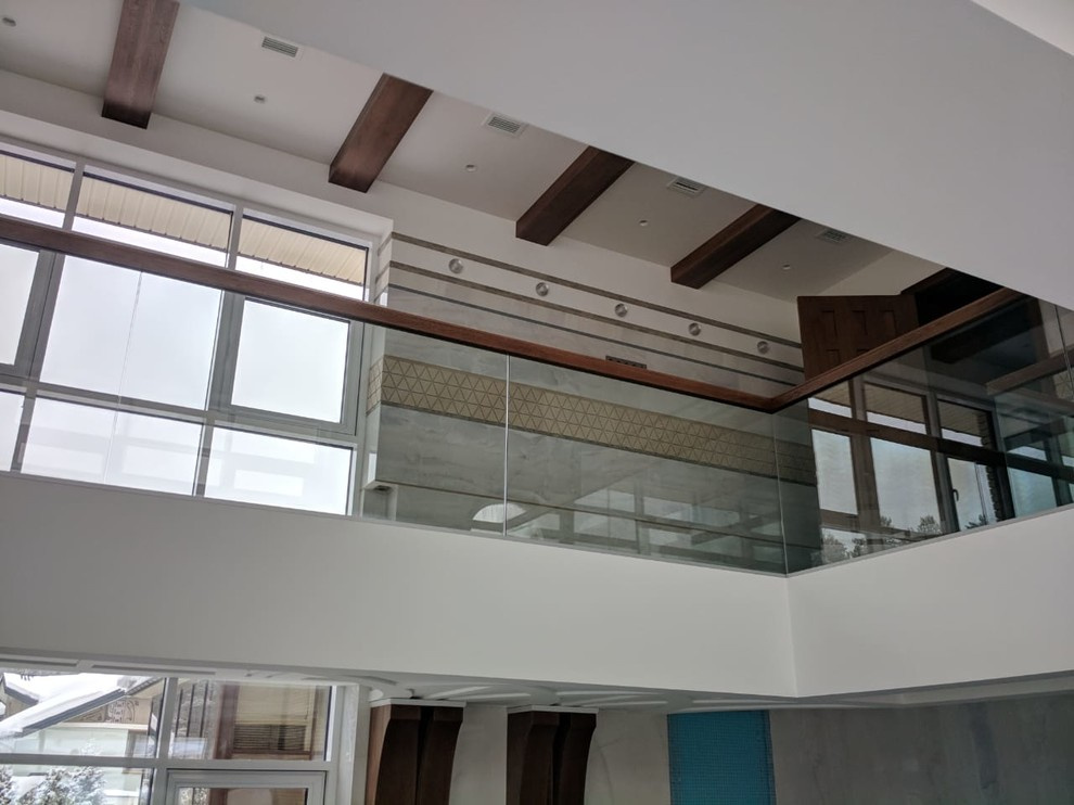 Стеклянные ограждения в частном доме