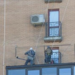 Обложка проекта: Монтаж архитектурной подсветки альпинистами ТСЖ Янтарный (ул. Лавочкина д.34 к1)