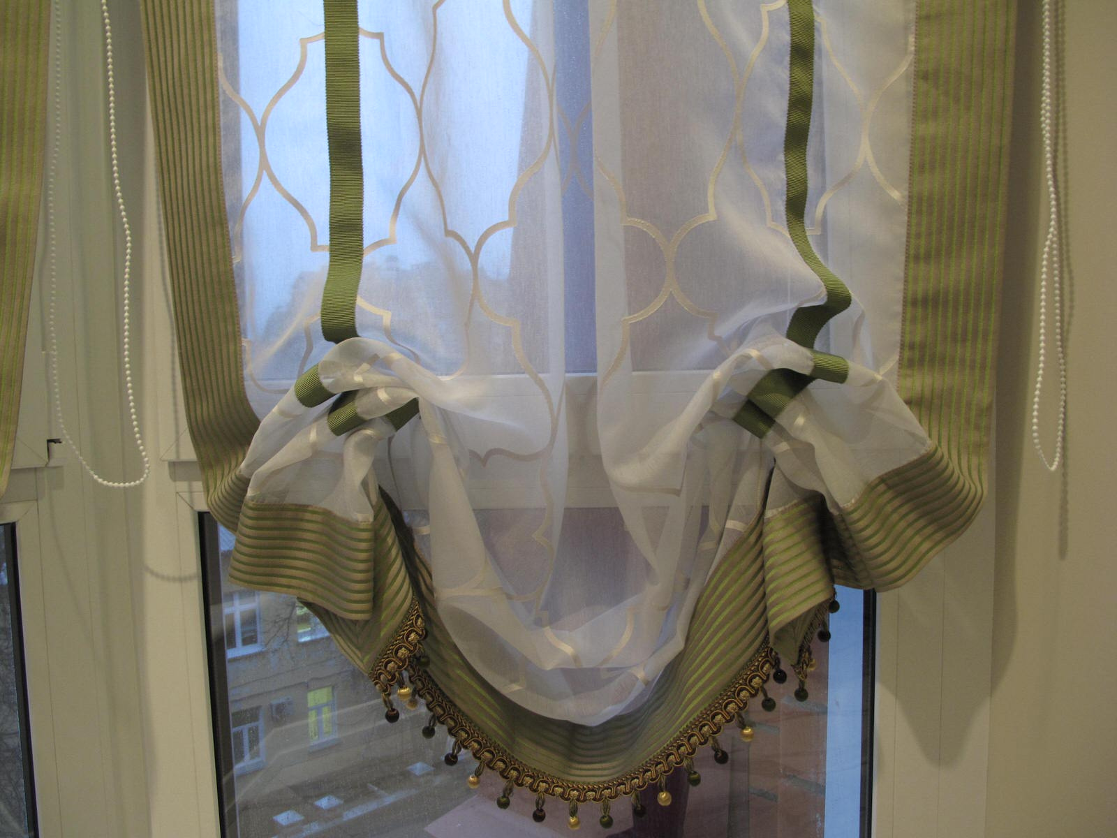 Австрийские шторы на кухню