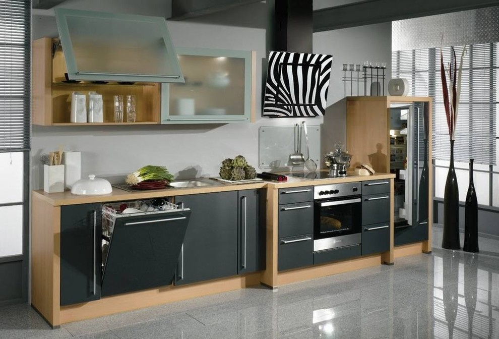 Обложка проекта: Фото современные и классические кухни на заказ