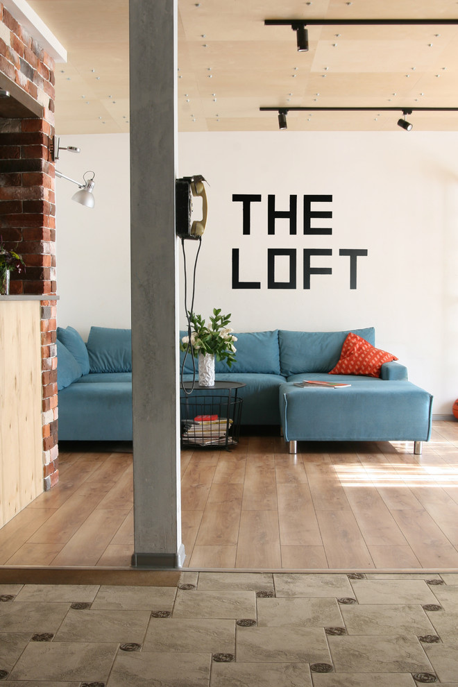THE LOFT
