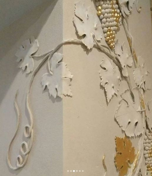 Барельеф Виноград