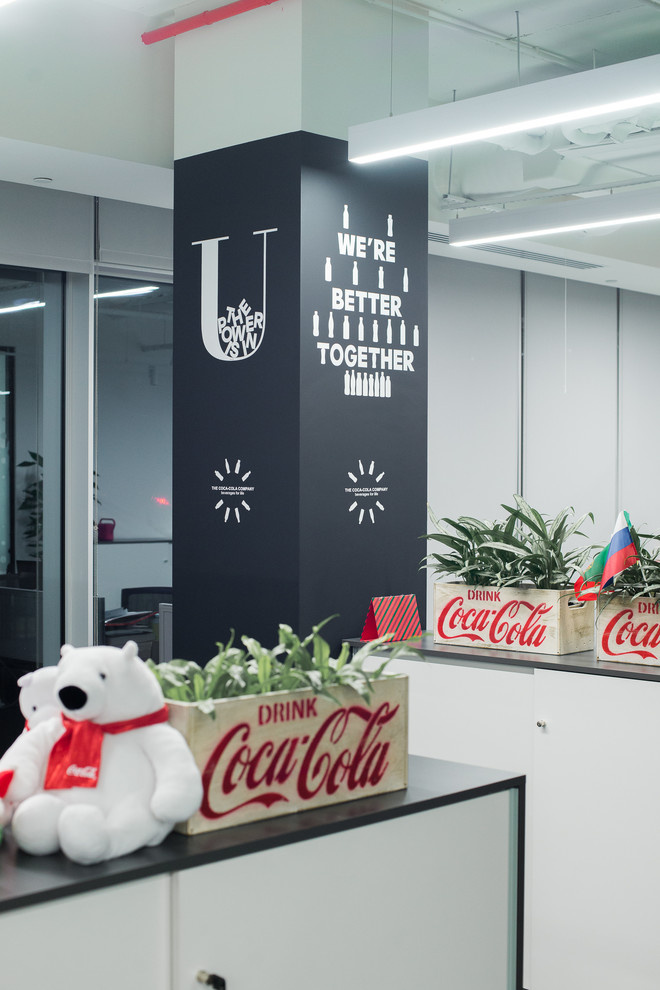 Роспись офиса Coca-cola в Москве
